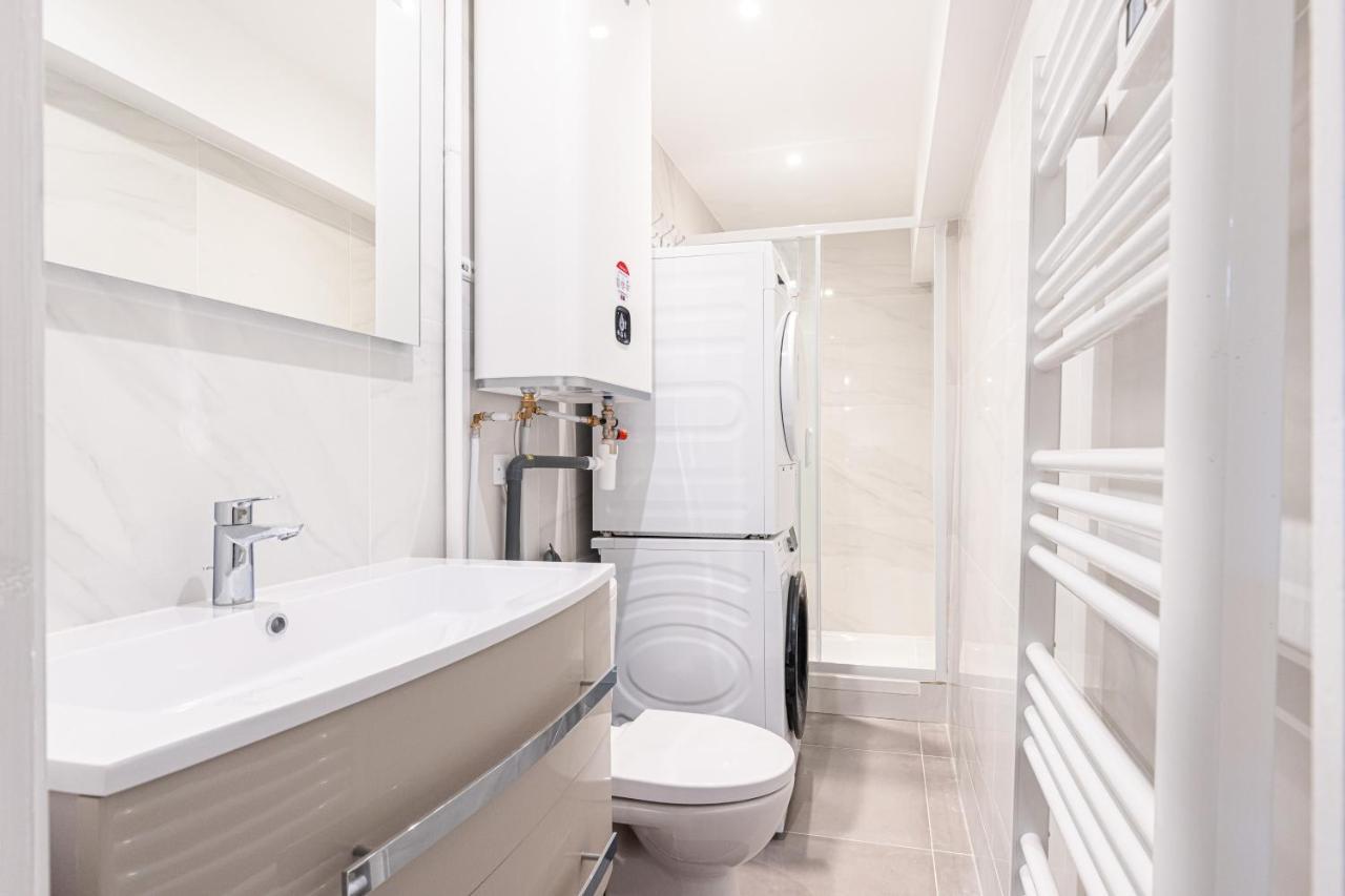 Le Loft Magnan - Ac- Pres Mer - Wifi - Parking - Confort Et Moderne - Supermarches Et Tram Proches Nizza Esterno foto