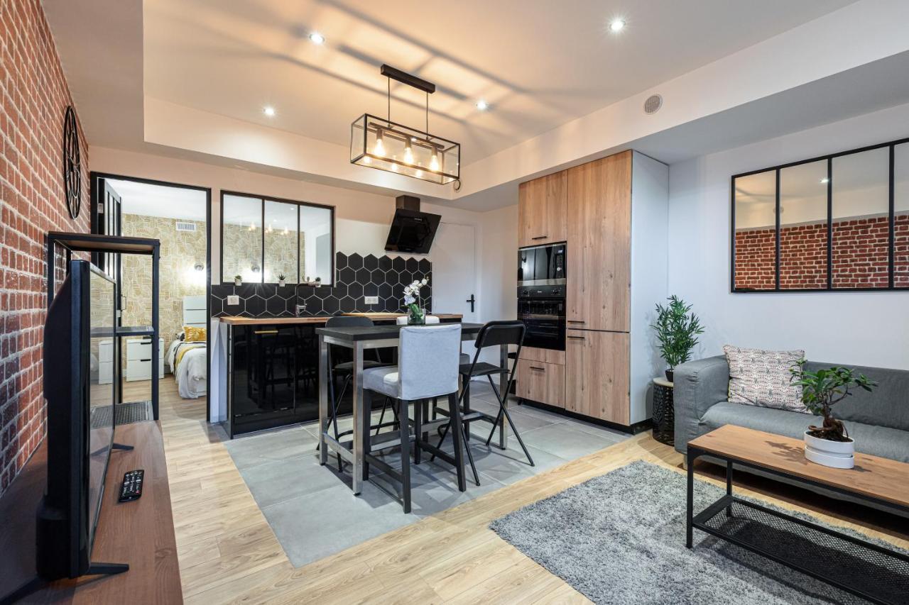 Le Loft Magnan - Ac- Pres Mer - Wifi - Parking - Confort Et Moderne - Supermarches Et Tram Proches Nizza Esterno foto